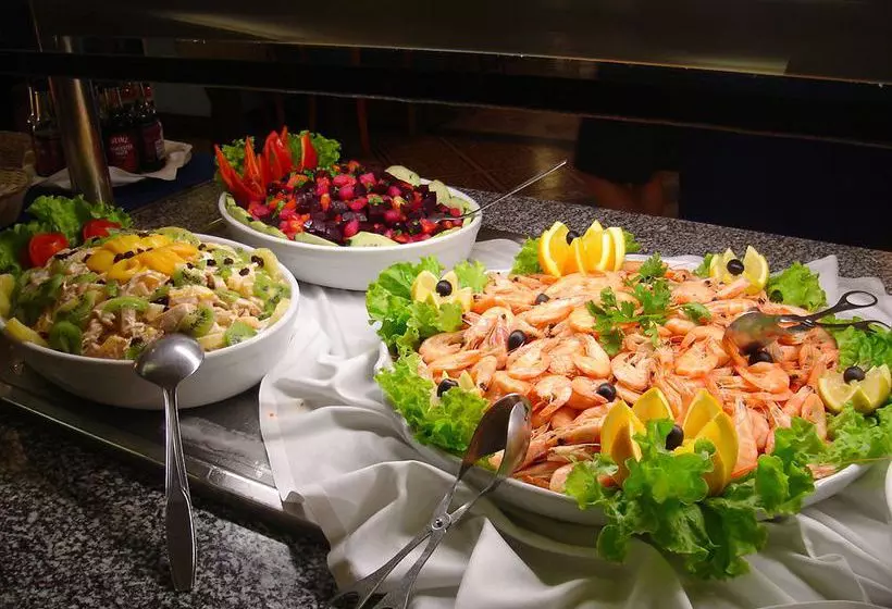 Alfamar Beach & Sport Resort