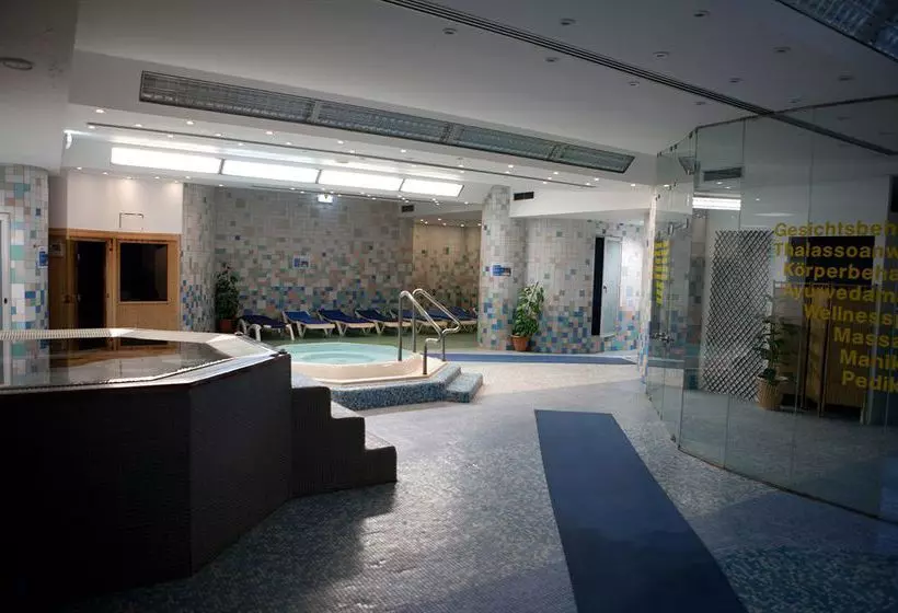 Alfamar Beach & Sport Resort