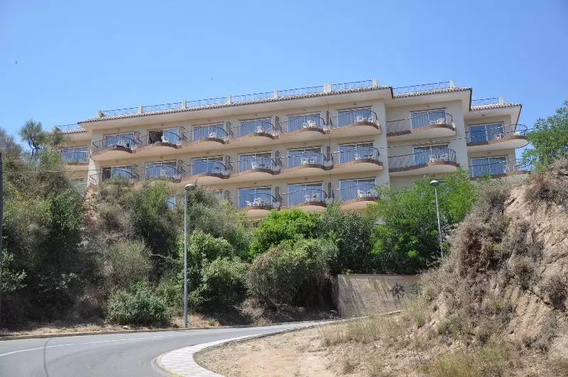 Apartamentos Ar Muntanya Mar