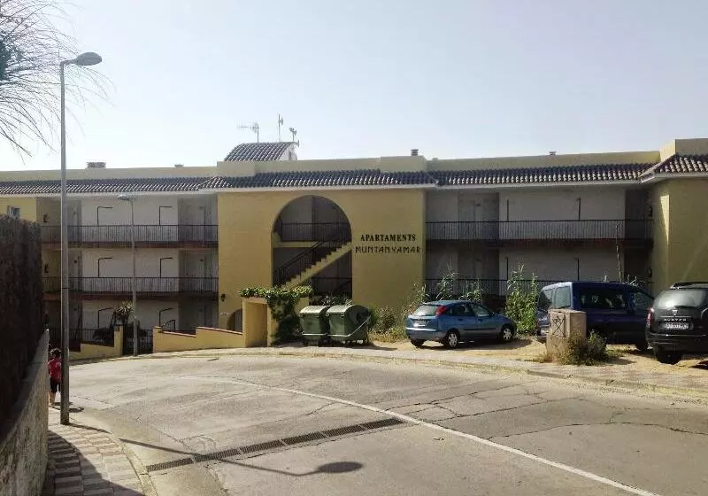 Apartamentos Ar Muntanya Mar