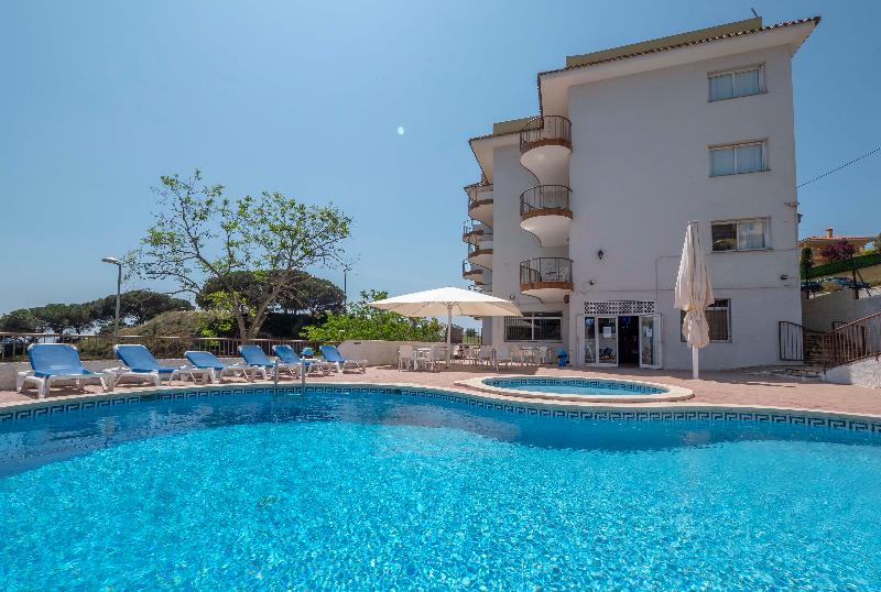 Apartamentos Ar Muntanya Mar