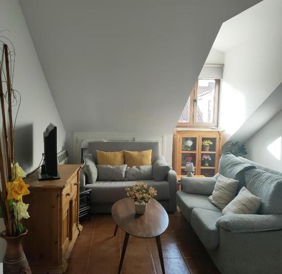 Apartamentos Club Condal