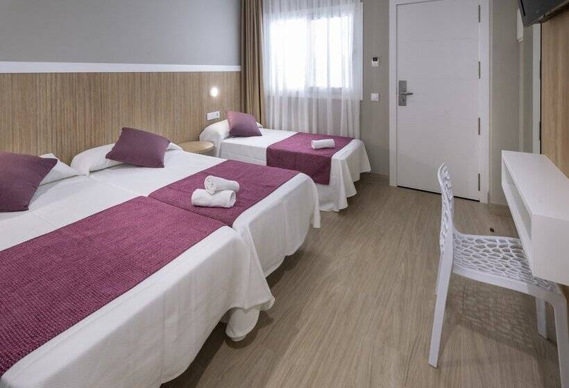 هتل 4r Meridia Mar