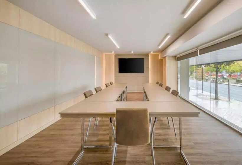 Ac Hotel Córdoba By Marriott