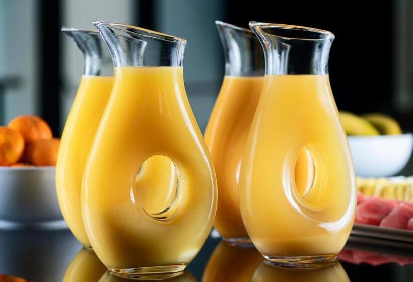 Ac Hotel Córdoba By Marriott