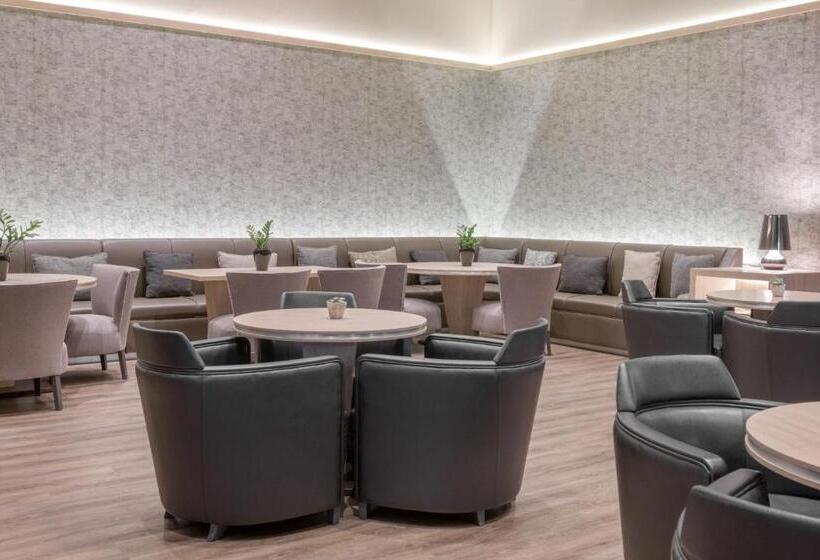 Ac Hotel Córdoba By Marriott