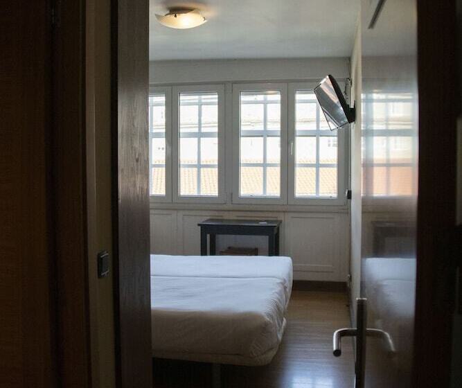 Отель Alda Avenida