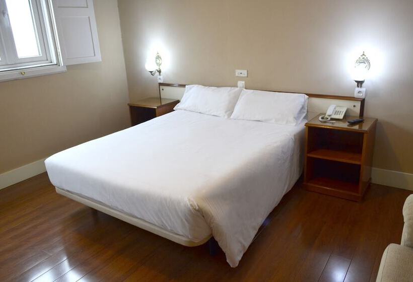 Отель Alda Avenida