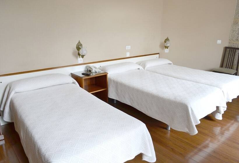 Отель Alda Avenida