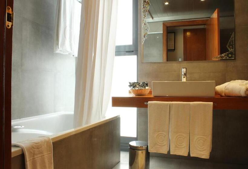 هتل Evenia Rossello