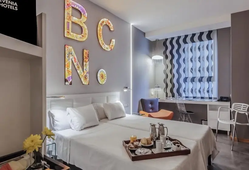 هتل Evenia Rossello