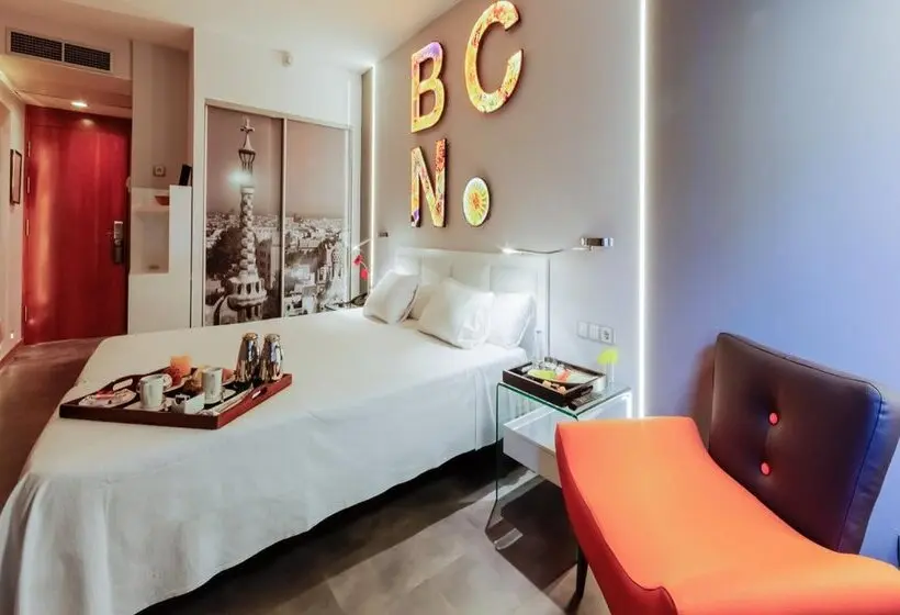 هتل Evenia Rossello