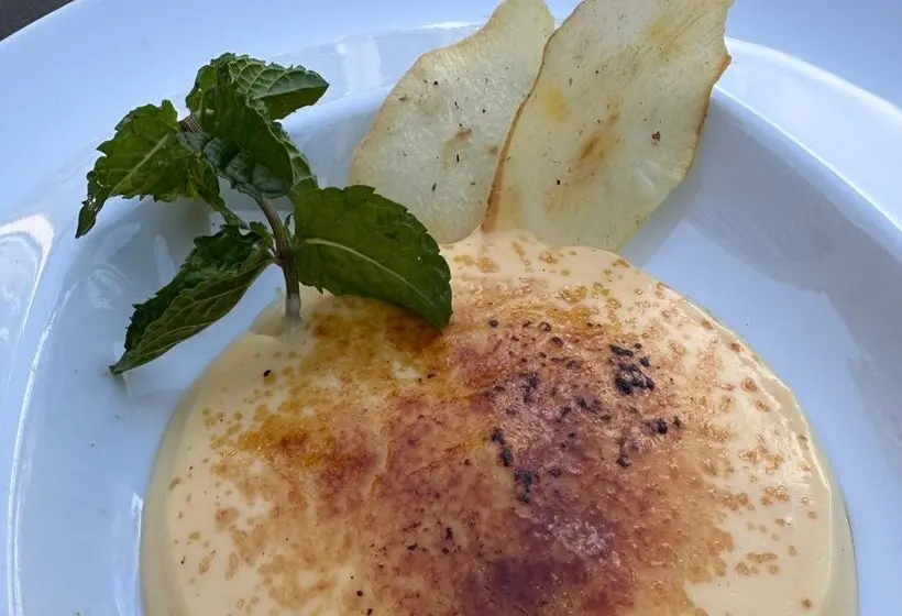 هتل Evenia Rossello