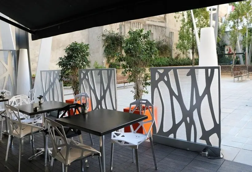 هتل Evenia Rossello