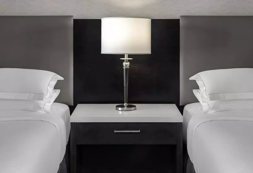 ホテル Hilton Vancouver Metrotown