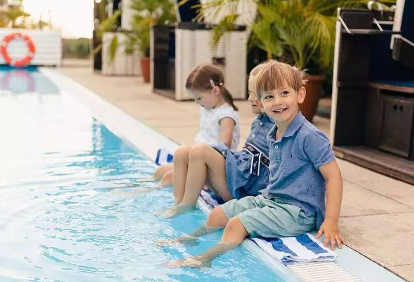 호텔 Hilton Vienna Waterfront