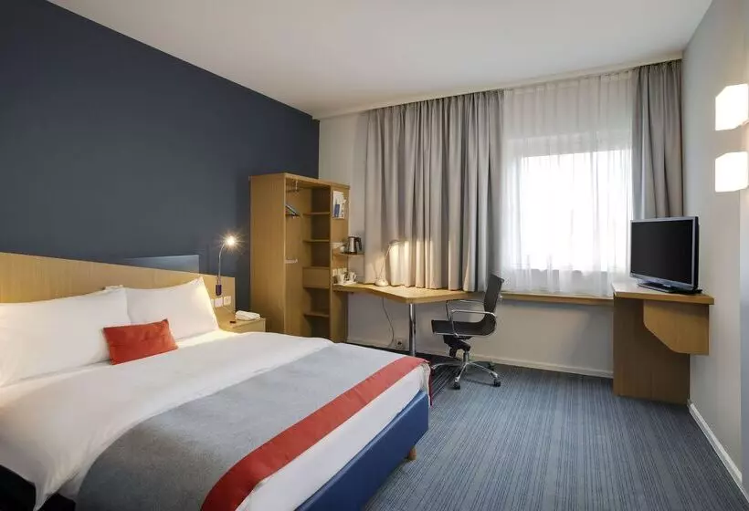 호텔 Holiday Inn Express Frankfurt Airport, An Ihg