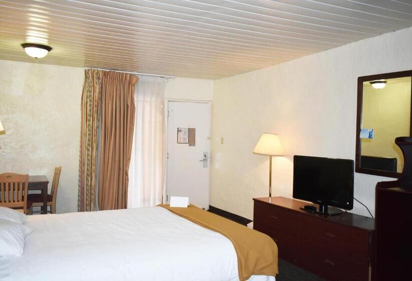 فندق Knights Inn Page