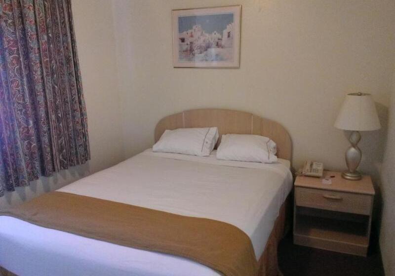 فندق Knights Inn Page