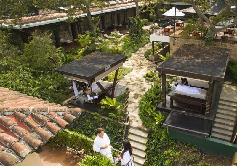 هتل Museo Spa Casa Santo Domingo