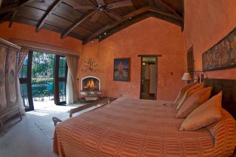 هتل Museo Spa Casa Santo Domingo