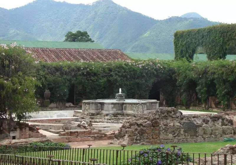 هتل Museo Spa Casa Santo Domingo