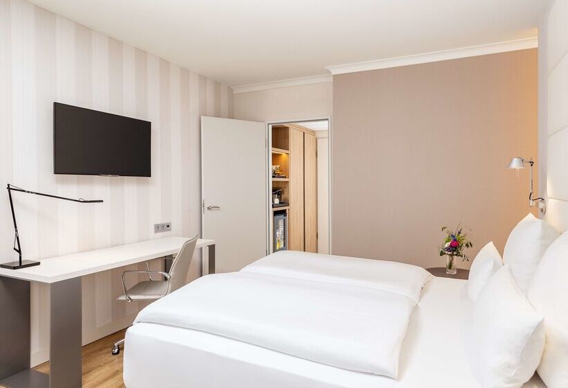 Hotel NH Berlin Alexanderplatz