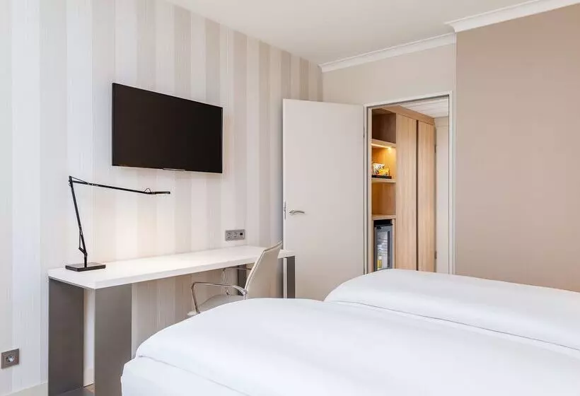 Hotel NH Berlin Alexanderplatz