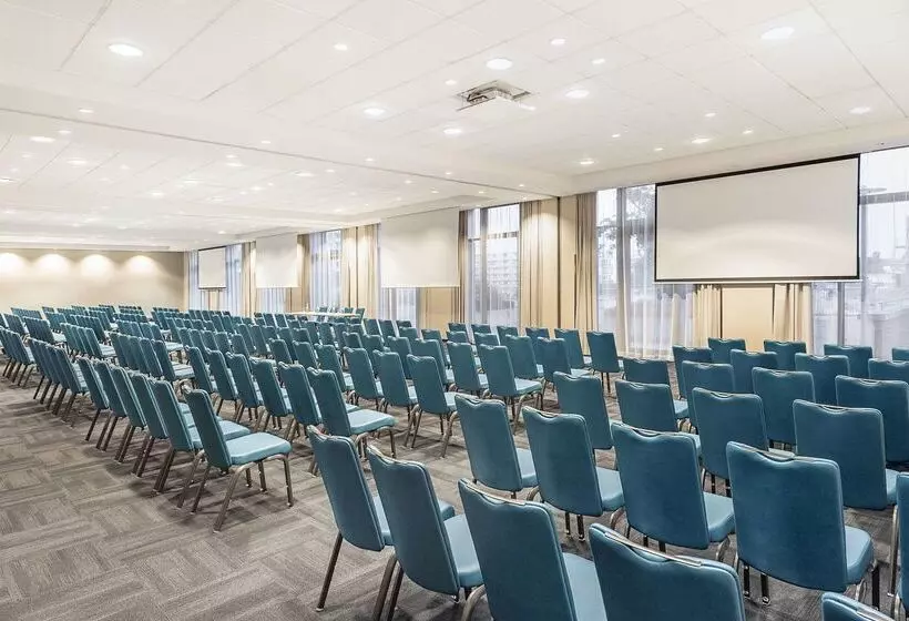 Hotel NH Berlin Alexanderplatz