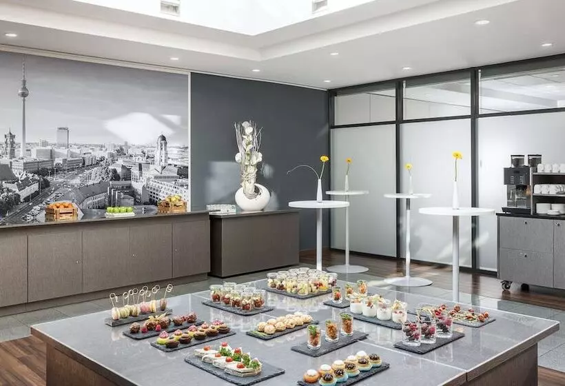 Hotel NH Berlin Alexanderplatz