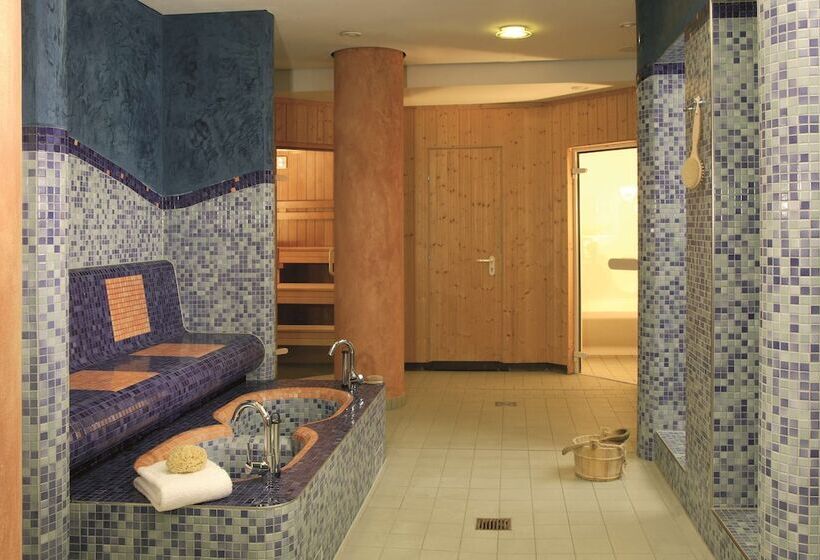 Hotel NH Berlin Alexanderplatz