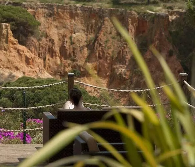 בית מלון כפרי Portobay Falesia