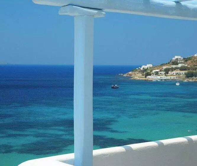 Saint John Hotel Villas & Spa