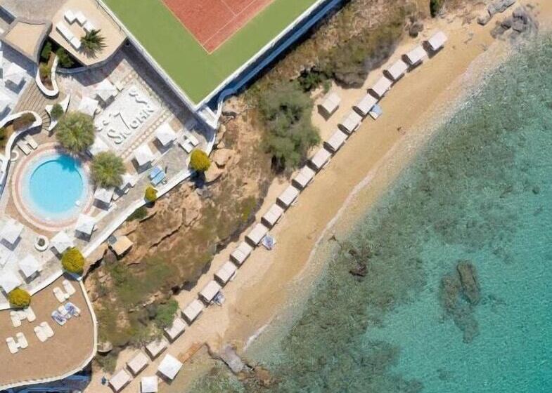 Saint John Hotel Villas & Spa