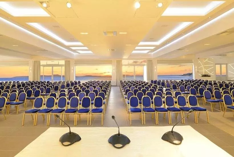 Saint John Hotel Villas & Spa