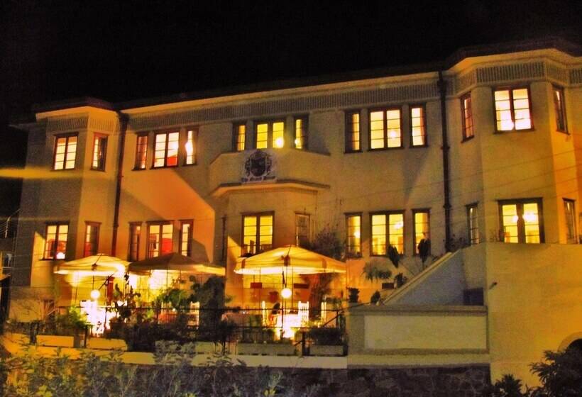 هتل The Grand House