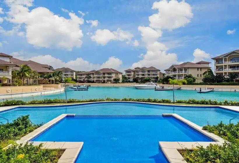 هتل The Landings Resort And Spa All Suites