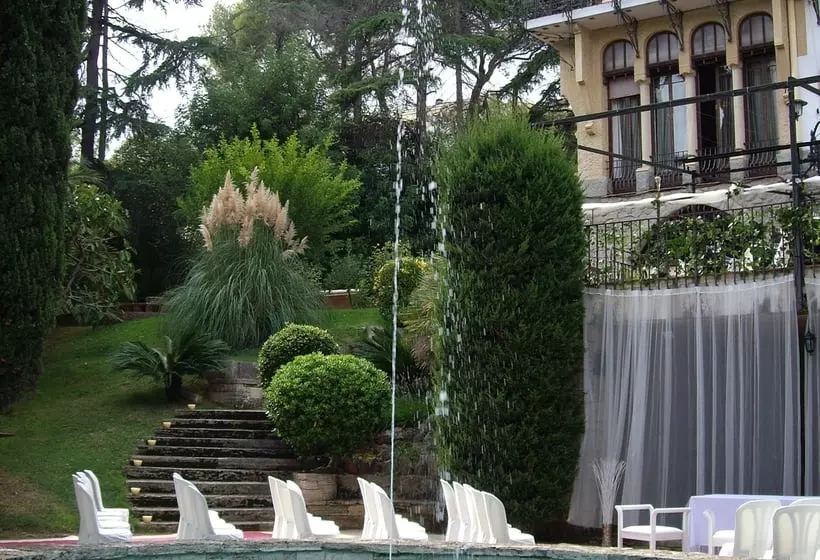 Vila Clara Art Hotel