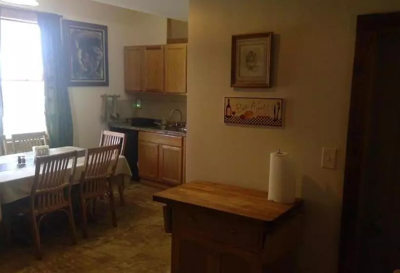 Bliss Point Farm And B&b, Llc