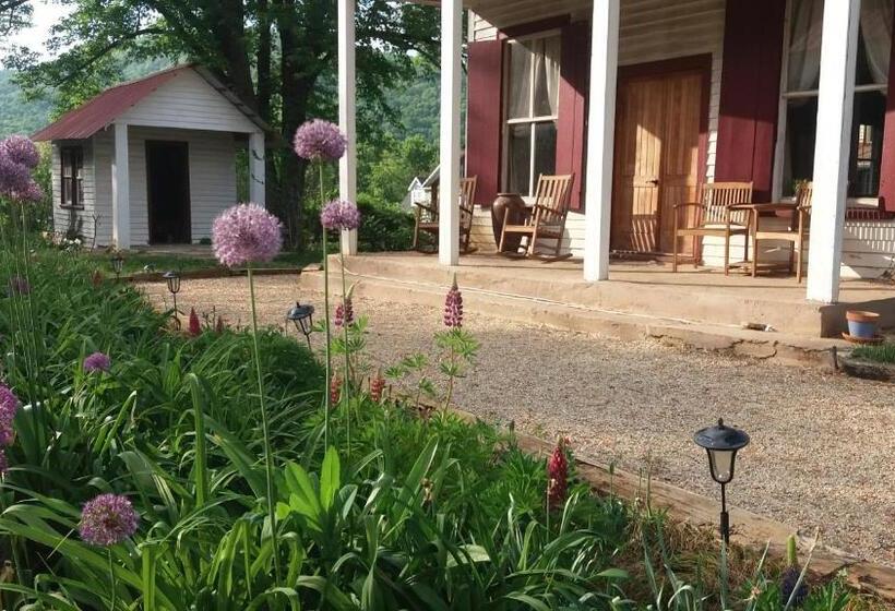 Bliss Point Farm And B&b, Llc