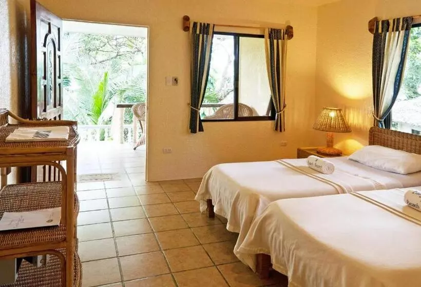 Easy Diving And Beach Resort