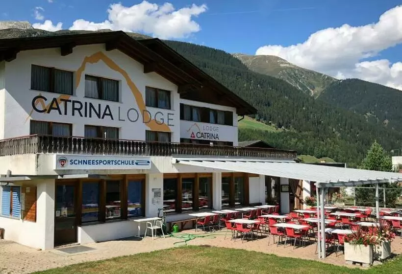 Hotelli Catrina Lodge