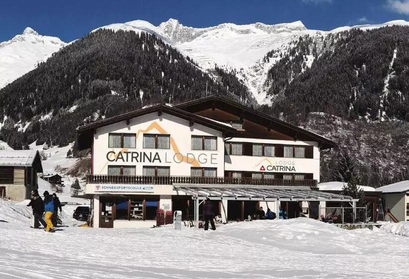 Hotelli Catrina Lodge