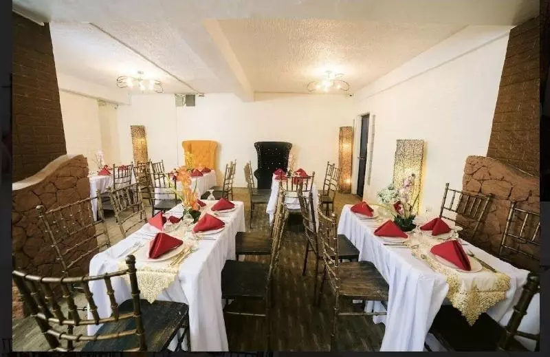 Hotelli Reddoorz Premium At The Grand Peninsula Suites