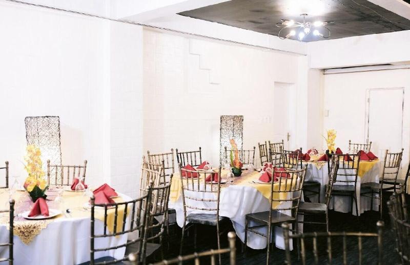 בית מלון כפרי Reddoorz Premium At The Grand Peninsula Suites