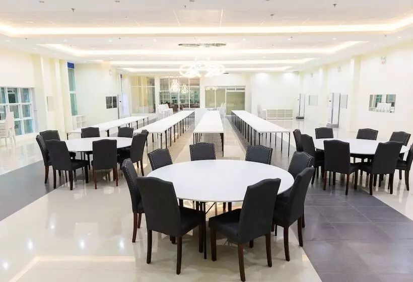 Hotelli Jrjf Annex By Oyo Rooms