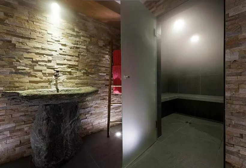 Hotelli La Vallée Hôtel &spa