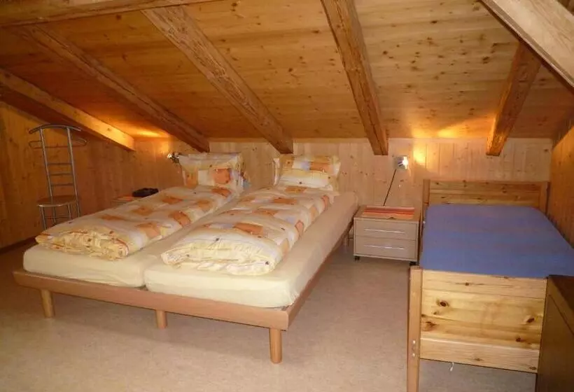 Majatalo Esthers Guesthouse