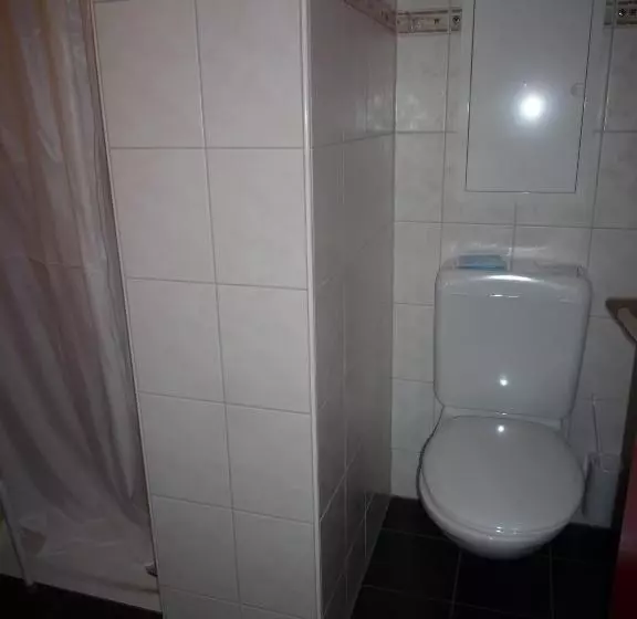 Majatalo Esthers Guesthouse