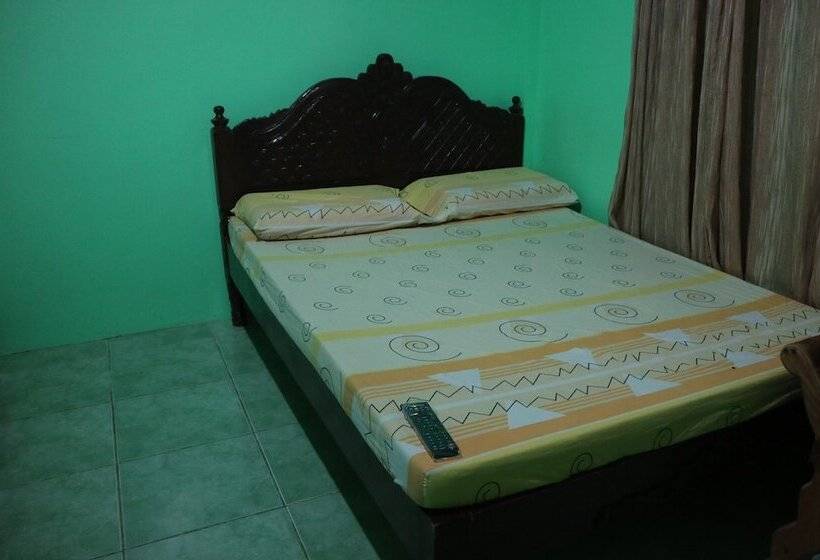 פנסיון Hundred Isles' Room Rentals And Transient House